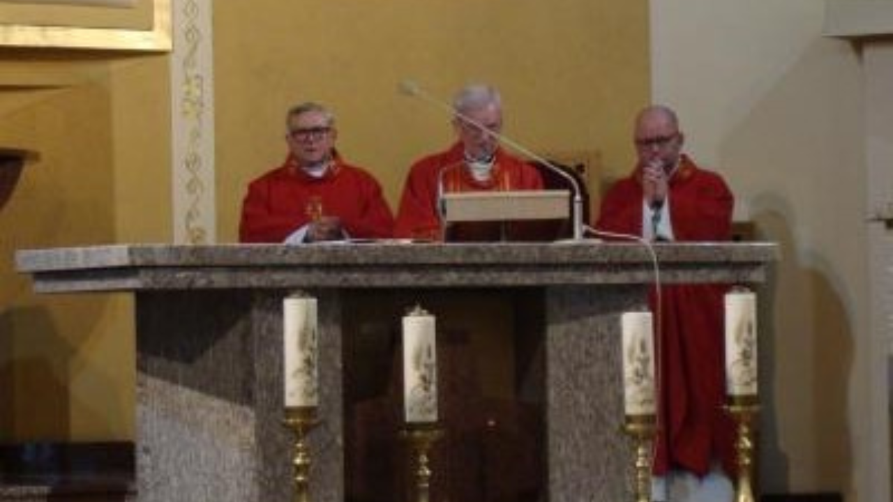 Życzenia dla naszych kapłanów z okazji Wielkiego Czwartku 